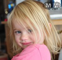she's-a-beautiful-girl
