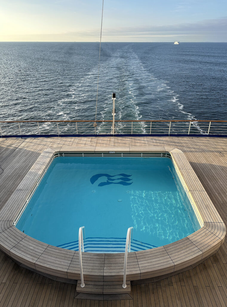 Caribbean Princess Cruise Tour (photos, tips, and cruising secrets) 397