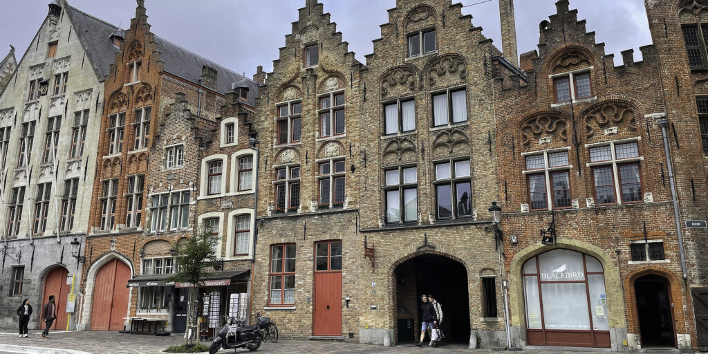 Bruges, Belgium: Storybook City (9 Things To Do + Photo Tour) 133