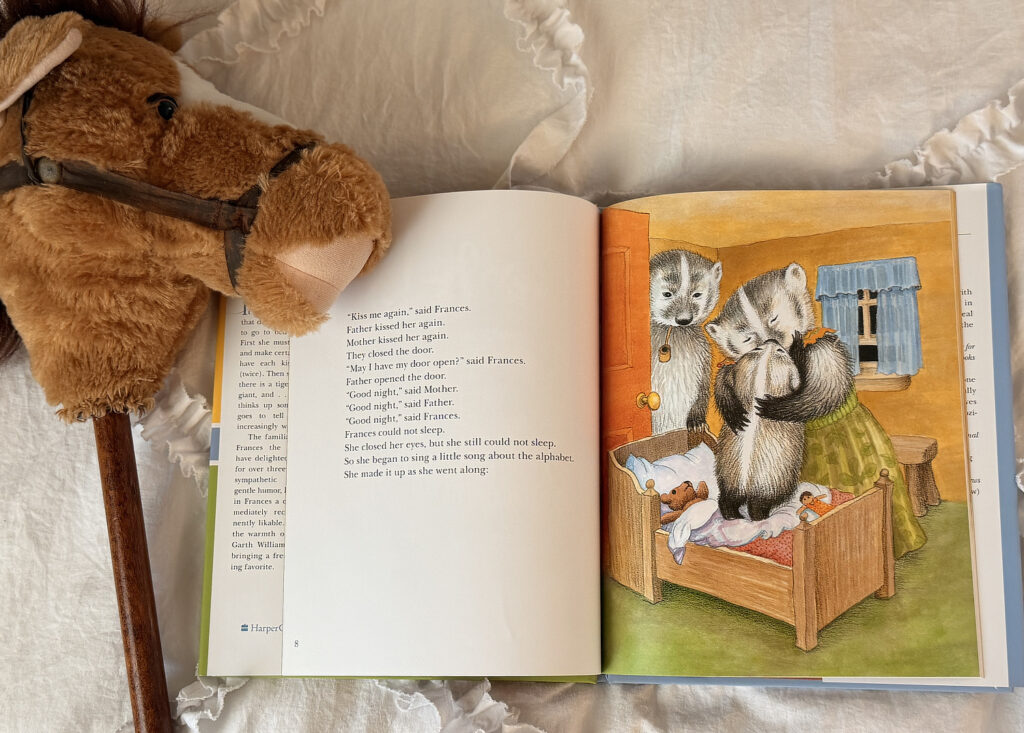 Christmas Gift Guide 2025: Gifts for Readers 69 Christmas Gift Guide 2025: Gifts for Readers 67